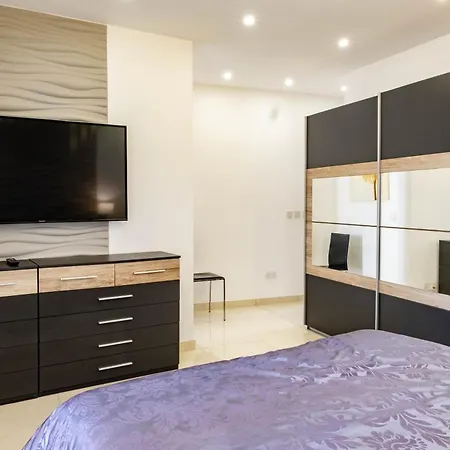 Mellieha, Luxury 3 Bedroom Azure Maisonette Exterior photo