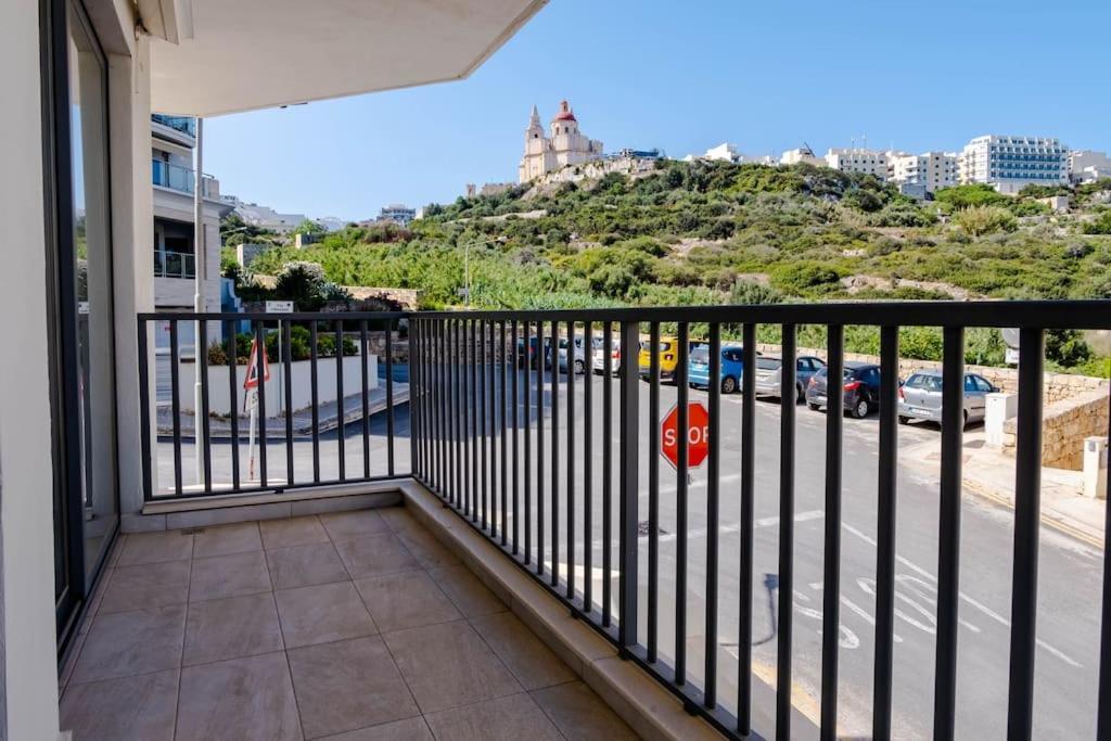 Mellieha, Luxury 3 Bedroom Azure Maisonette Mellieha